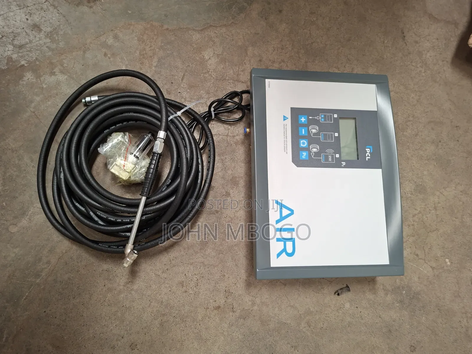 Wall Mounted Tyre Inflator / Air Gauge