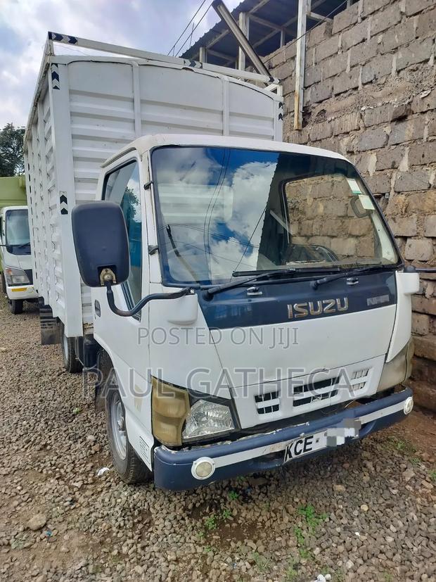 Isuzu NHR 2015 - thumbnail 2