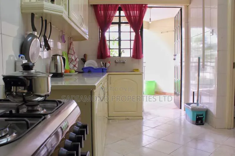 3bdrm Apartment in Valley Arcade for sale