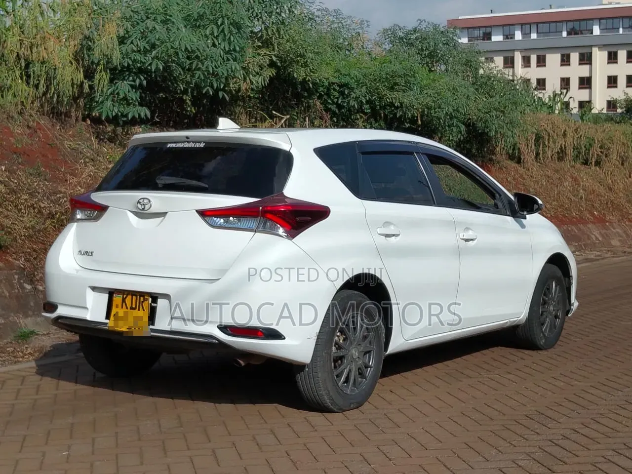 Toyota Auris 2016 White