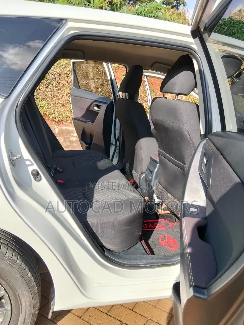 Toyota Auris 2016 White