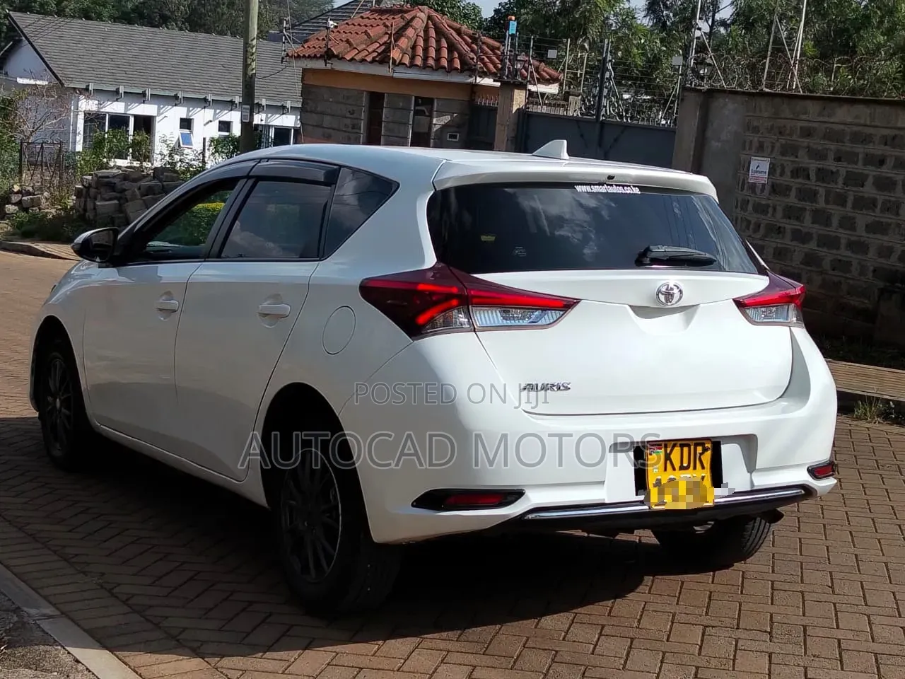 Toyota Auris 2016 White