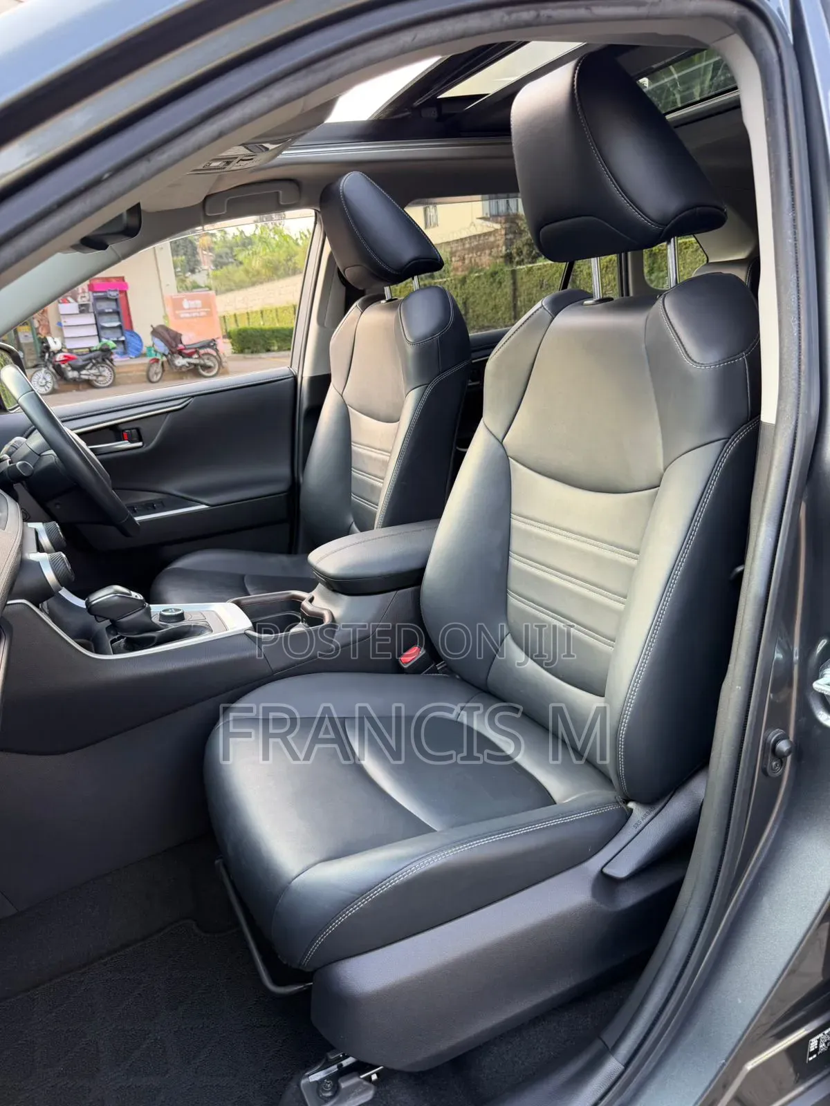 Toyota RAV4 Hybrid 2020 Gray