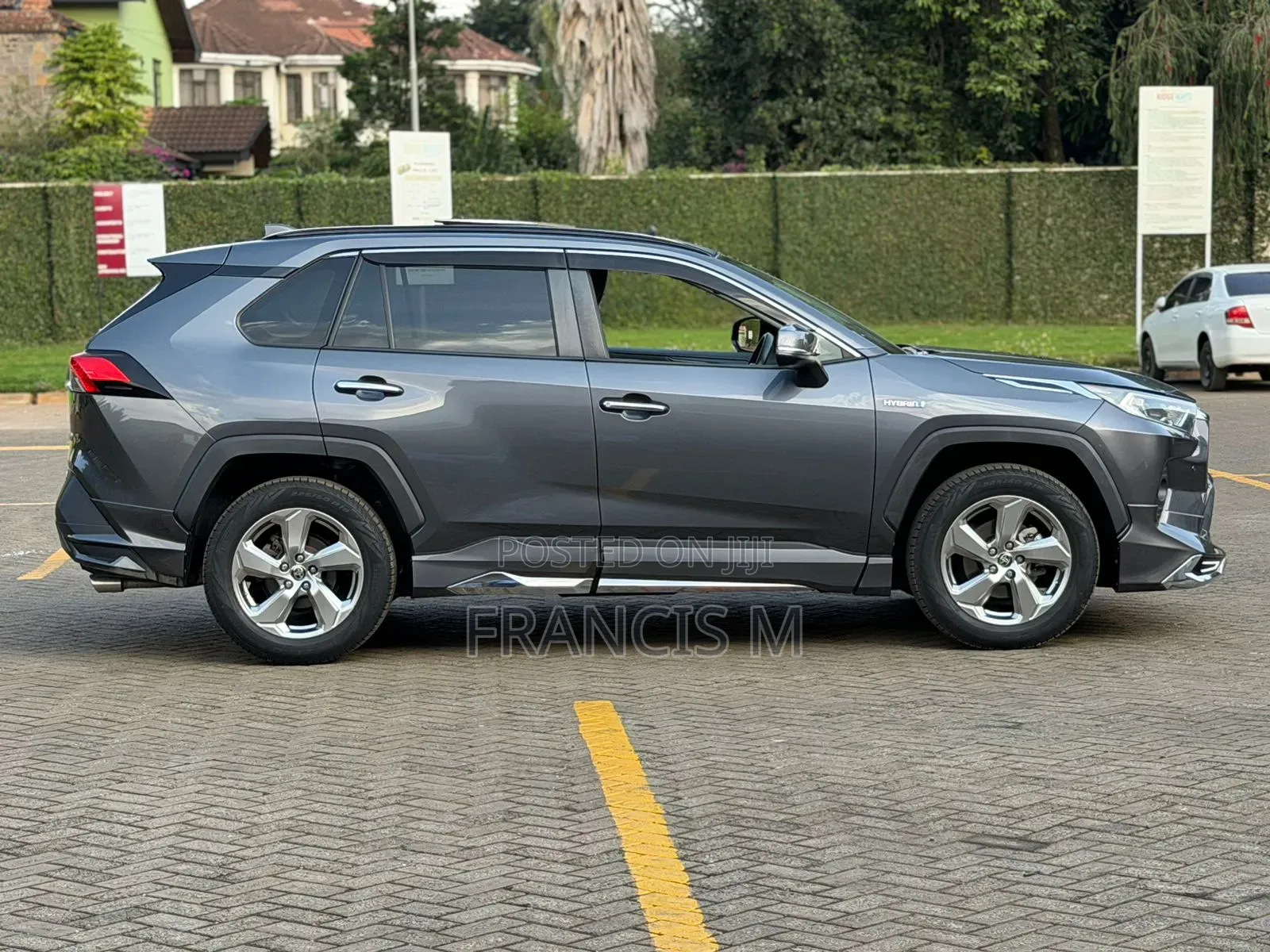 Toyota RAV4 Hybrid 2020 Gray