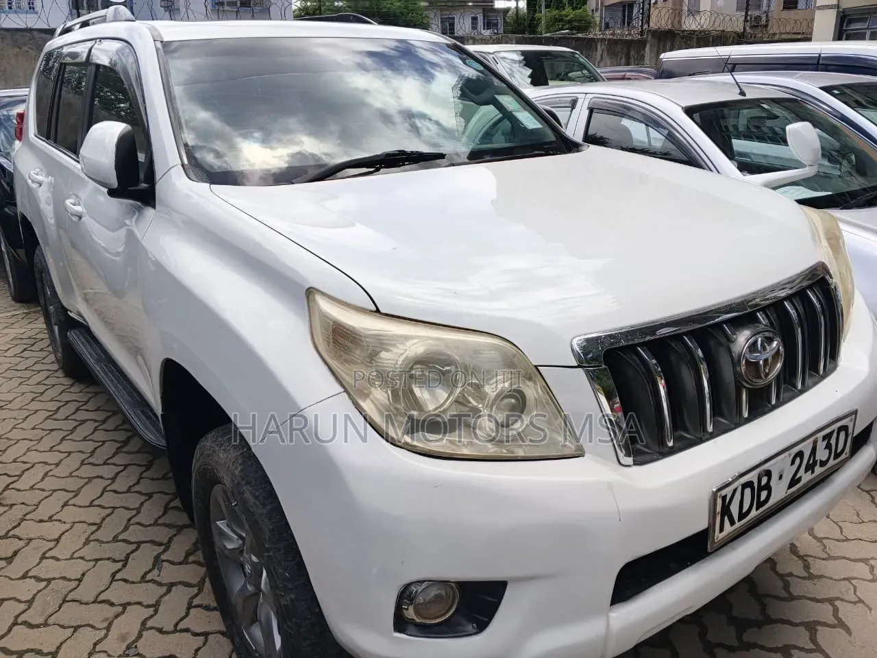 Toyota Land Cruiser Prado 2014 White