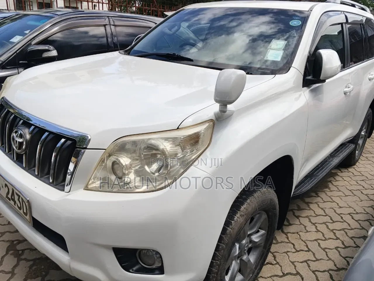 Toyota Land Cruiser Prado 2014 White