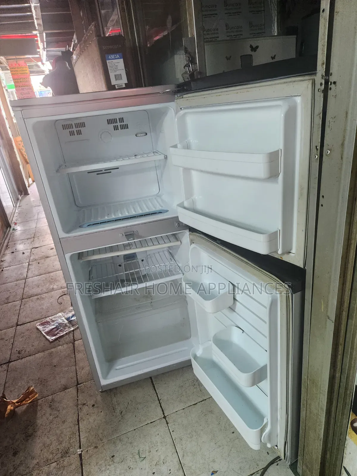 Lg Min Silver Fridge 180litres