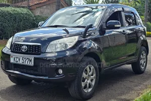 Toyota Rush 2013 Black