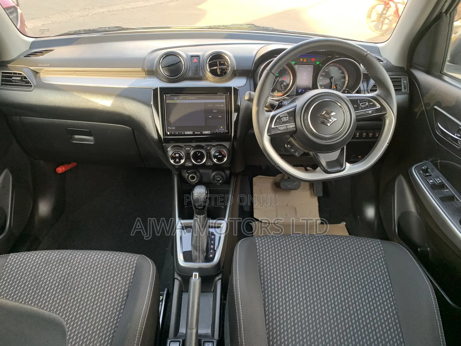Suzuki Swift RS 2019 White