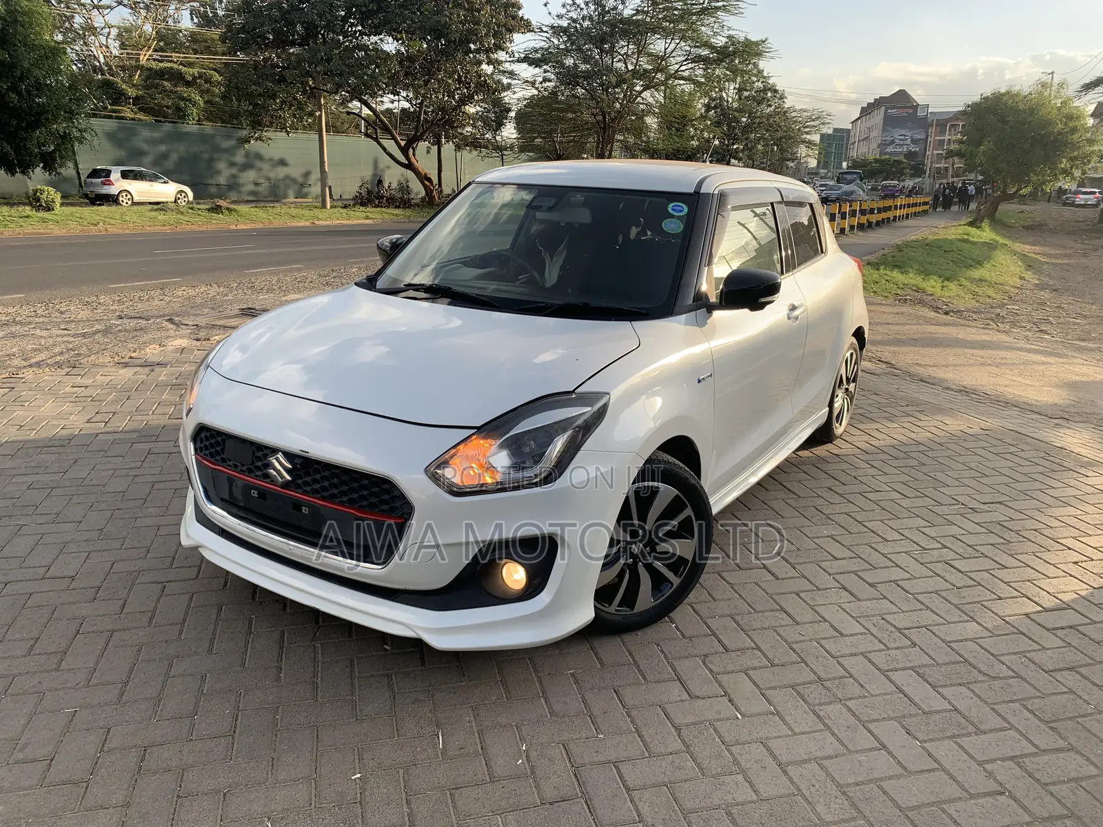 Suzuki Swift RS 2019 White