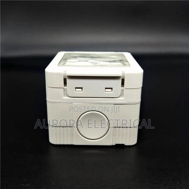 Waterproof Single Socket - thumbnail 3