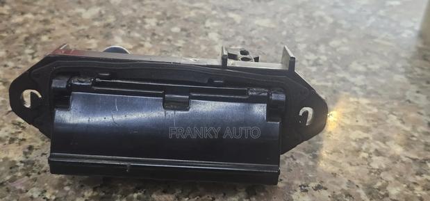 Boot Handle Hiace 7l
