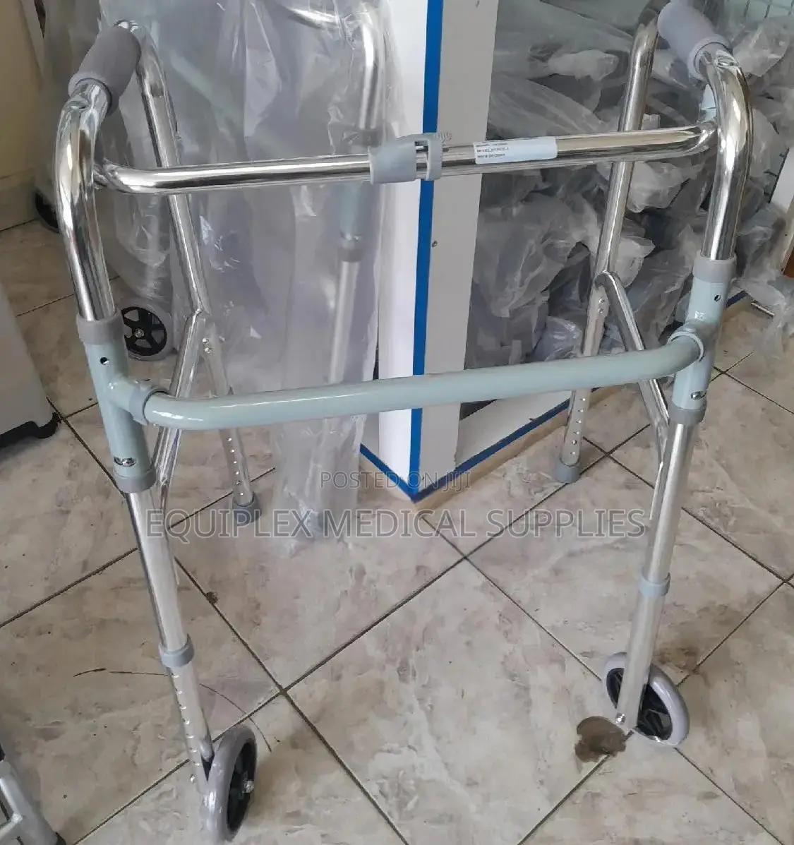 Foldable Walker With Wheels (Walking Frame With Wheels)