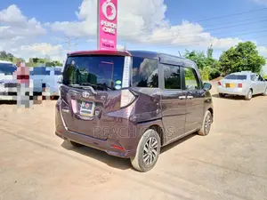 Toyota Tank 2017 Maroon