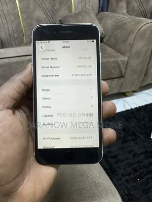 Apple iPhone SE (2020) 128 GB White
