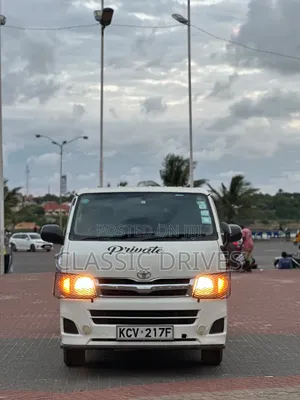Toyota HiAce 2012 Grey