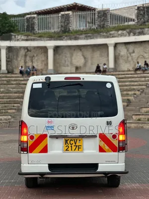 Toyota HiAce 2012 Grey