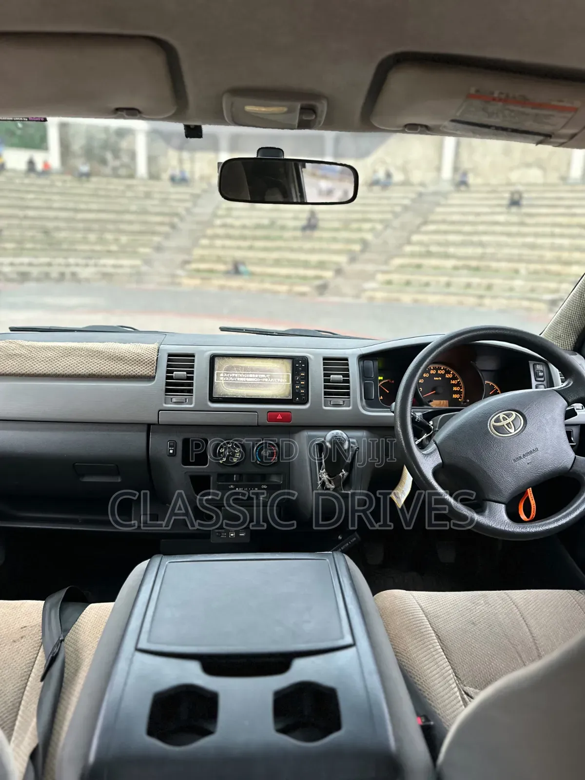 Toyota HiAce 2012 Grey