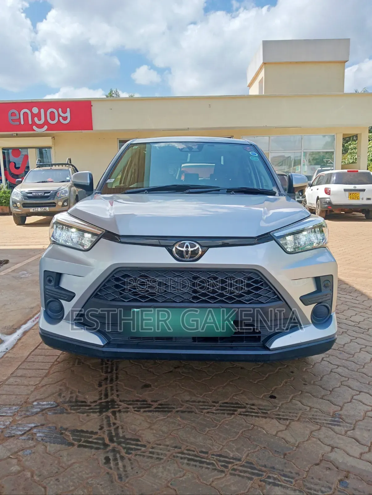 Toyota Raize 2019 Silver