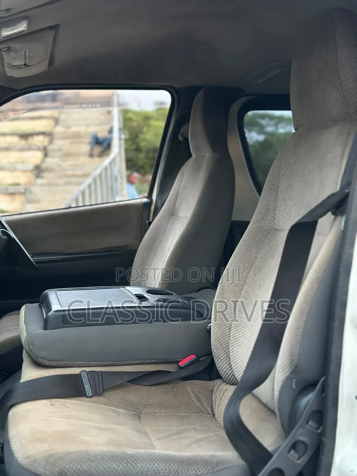 Toyota HiAce 2012 Grey