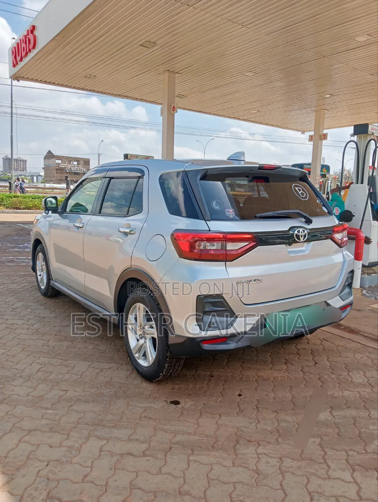 Toyota Raize 2019 Silver