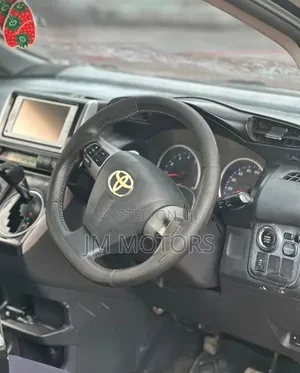 Toyota Wish 2012 Black
