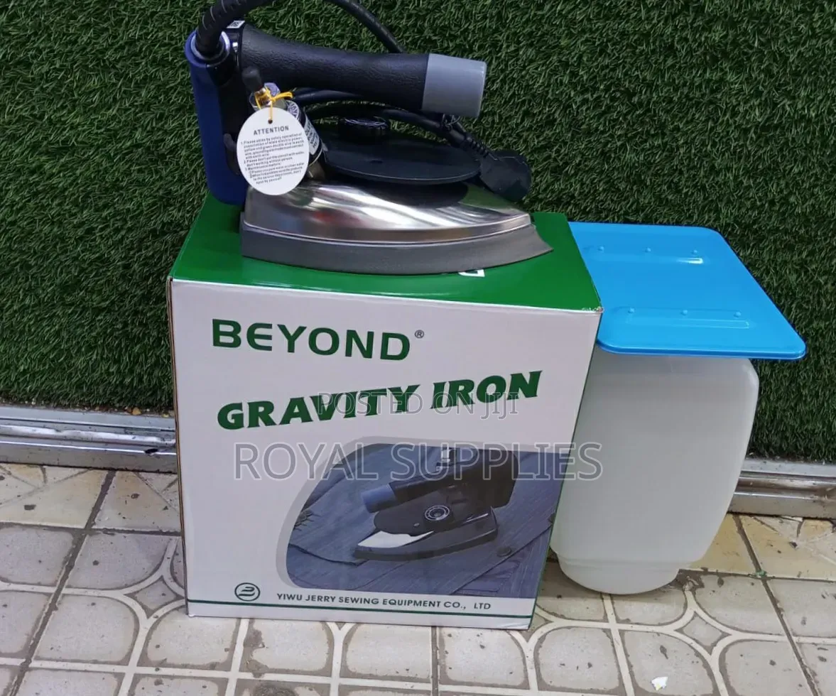 Gravity Steam Iron Box