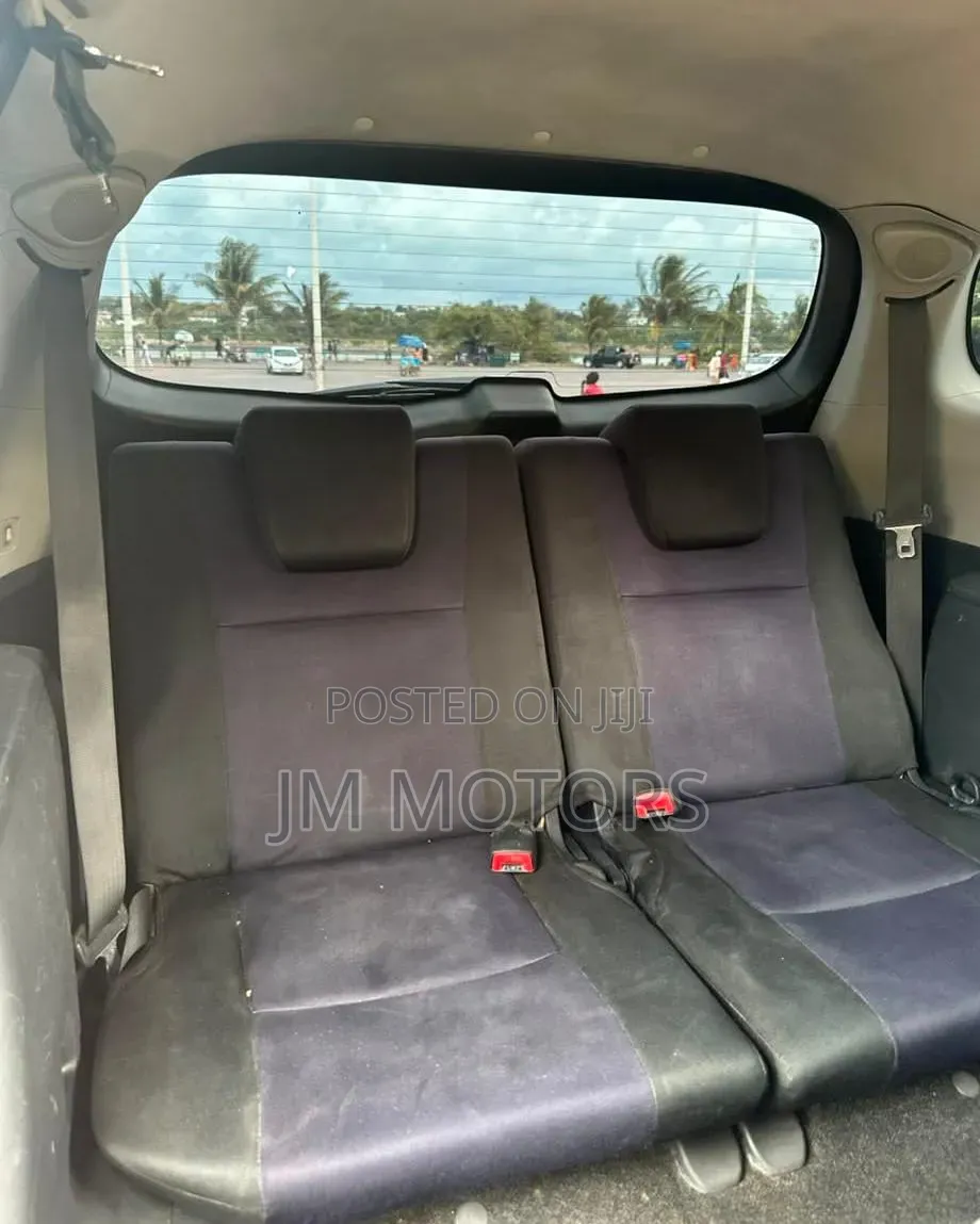 Toyota Wish 2012 Black