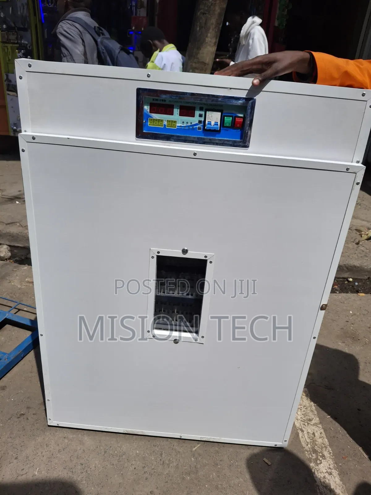 1056-Egg Capacity Fully Automatic Incubator**