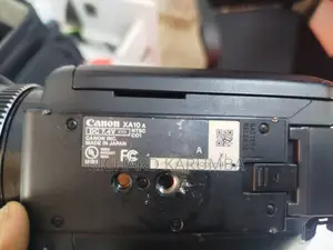 Canon Xa 10