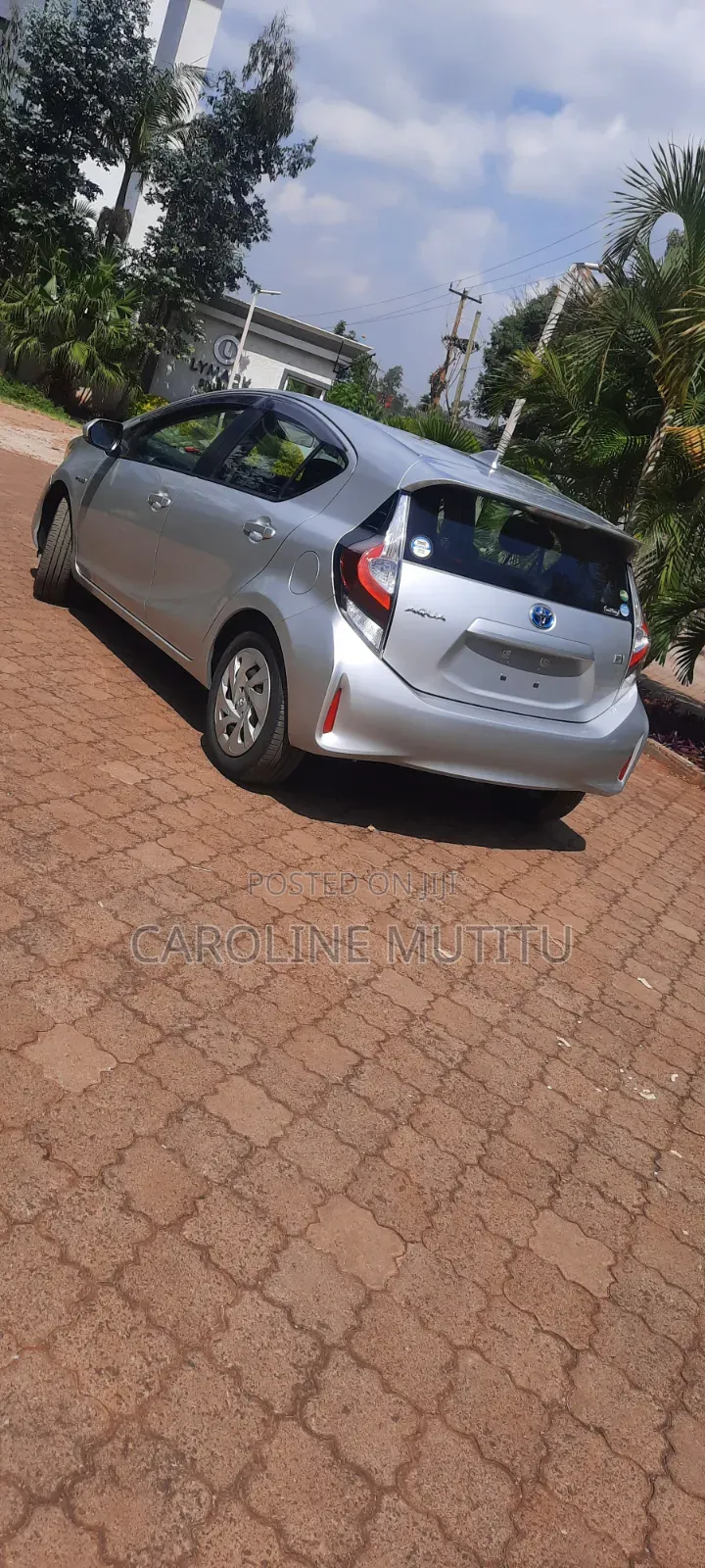 Toyota Aqua 2019 Silver