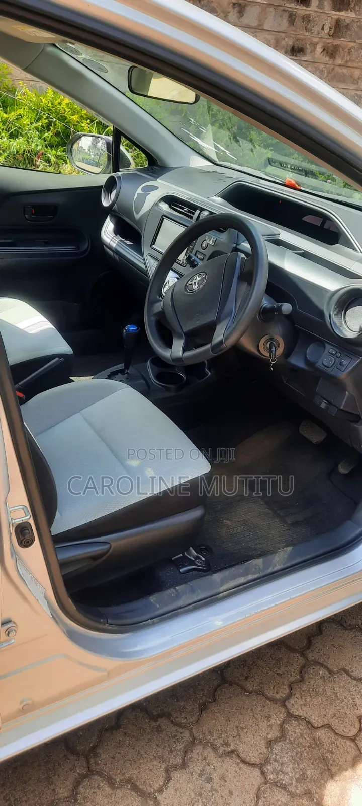 Toyota Aqua 2019 Silver