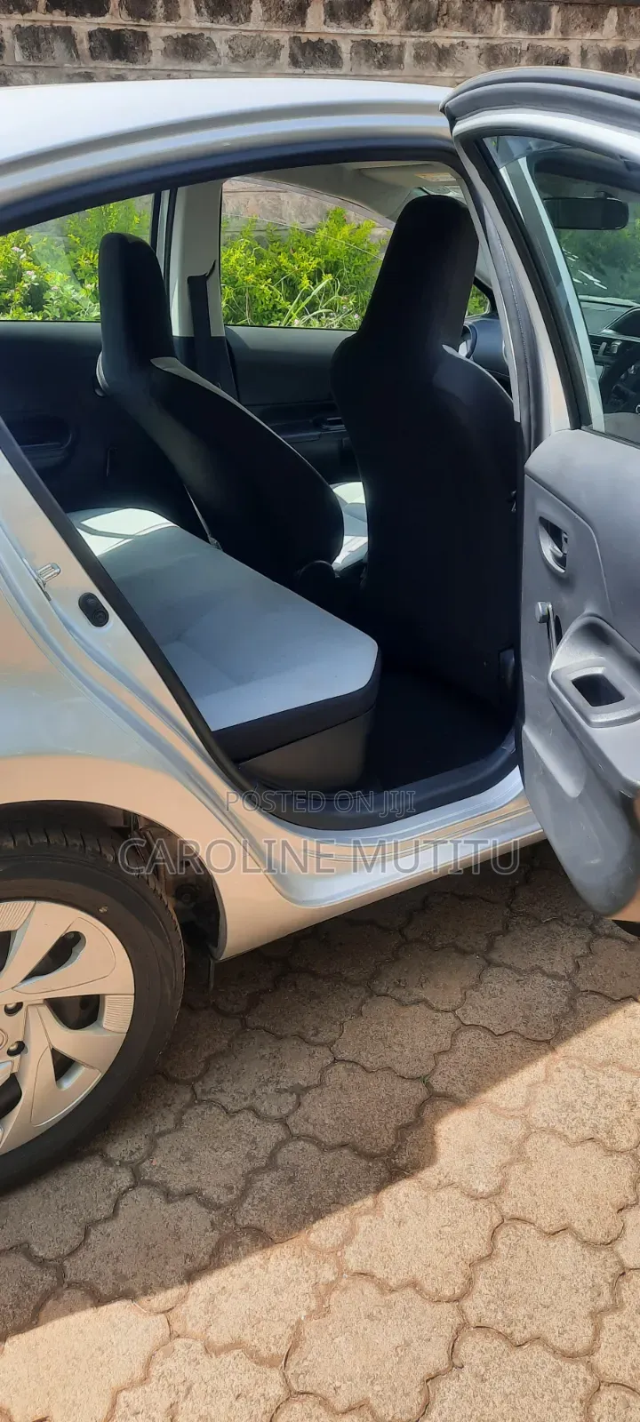 Toyota Aqua 2019 Silver