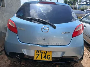 Mazda Demio 2011 Blue