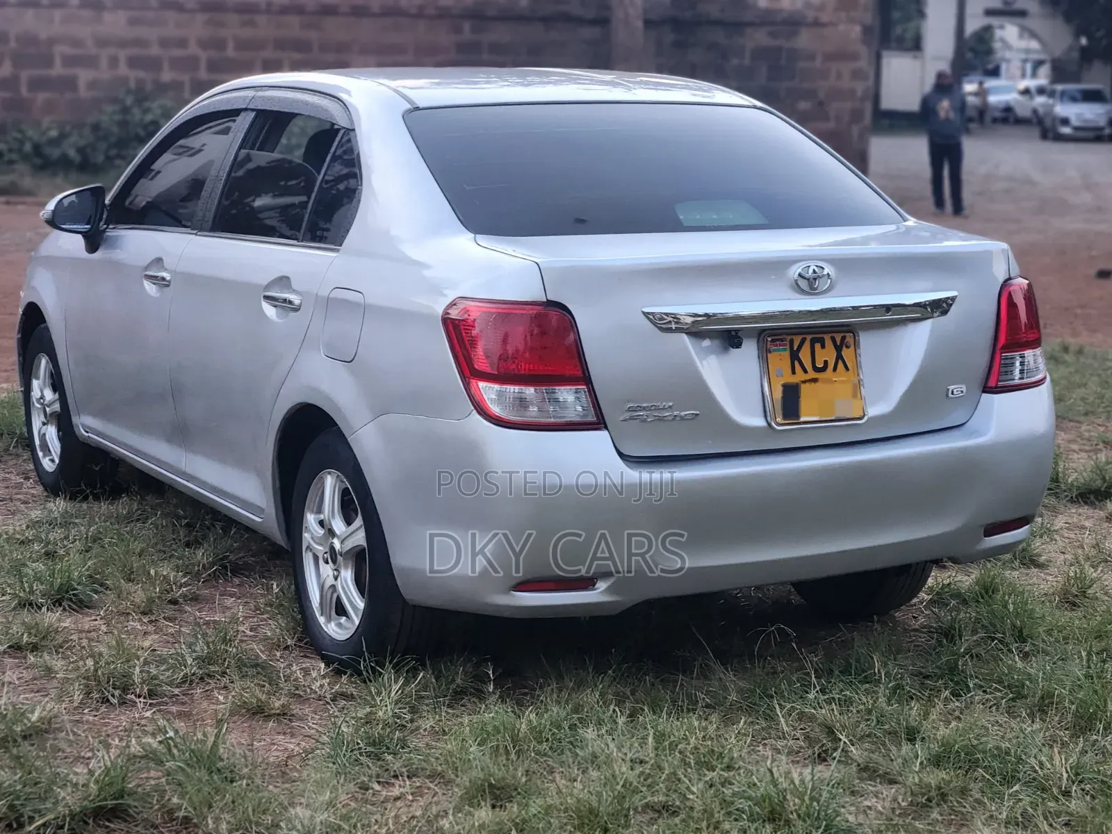 Toyota Axio 2013