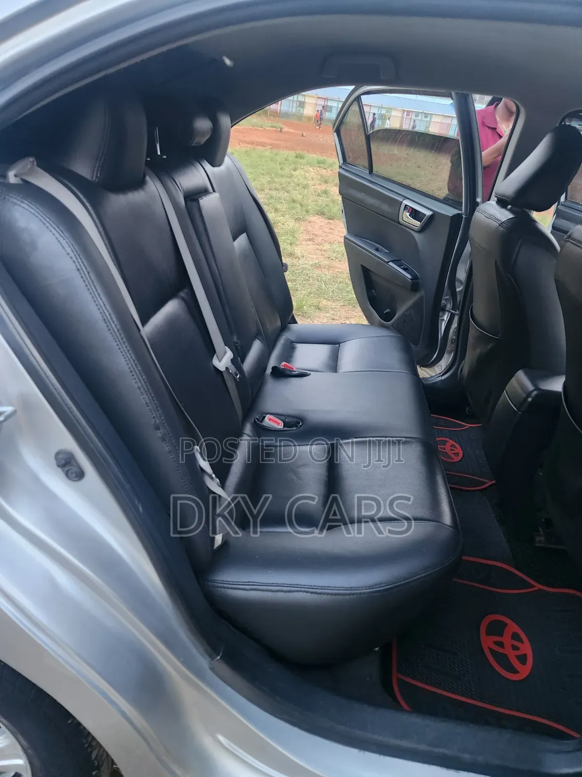 Toyota Axio 2013