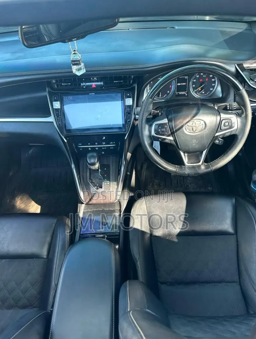 Toyota Harrier 2019 Matt Black