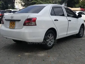 Toyota Belta 2009 White