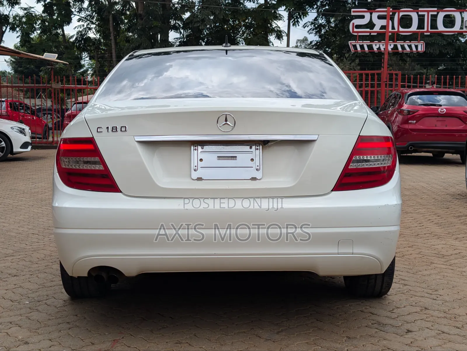 Mercedes-Benz C180 2012 White