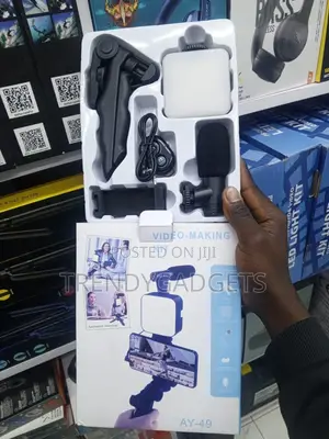 Ay-49 Content Creator Kit With Shotgun Mic And Led Light