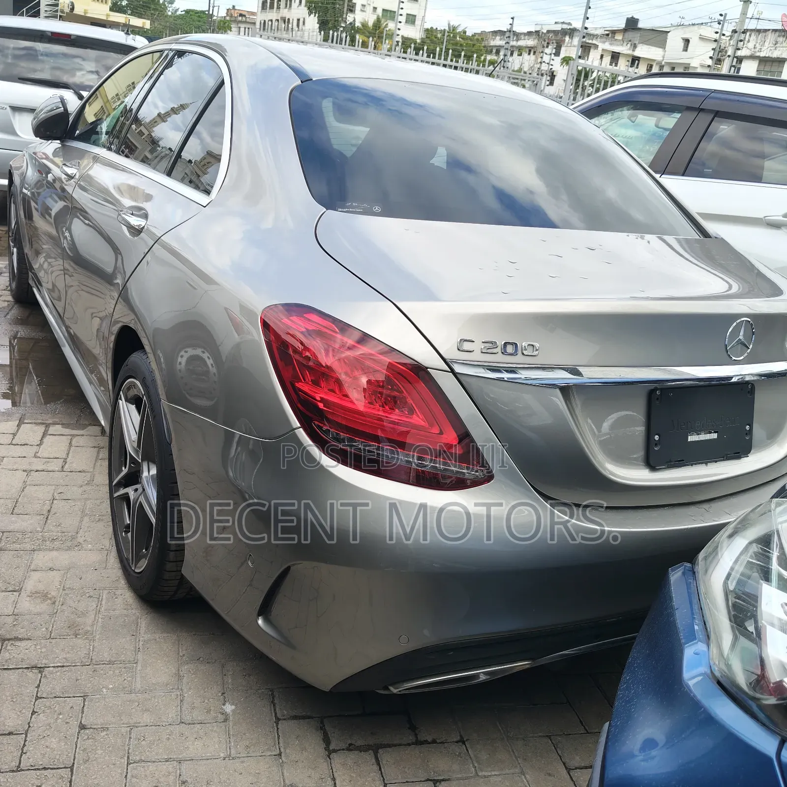 Mercedes-Benz C200 2019 Brown