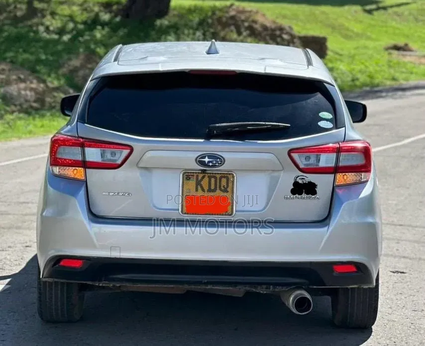 Subaru Impreza 2017 Silver