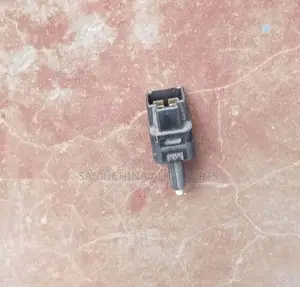 Brake Switch Nissan Wingroad Y12