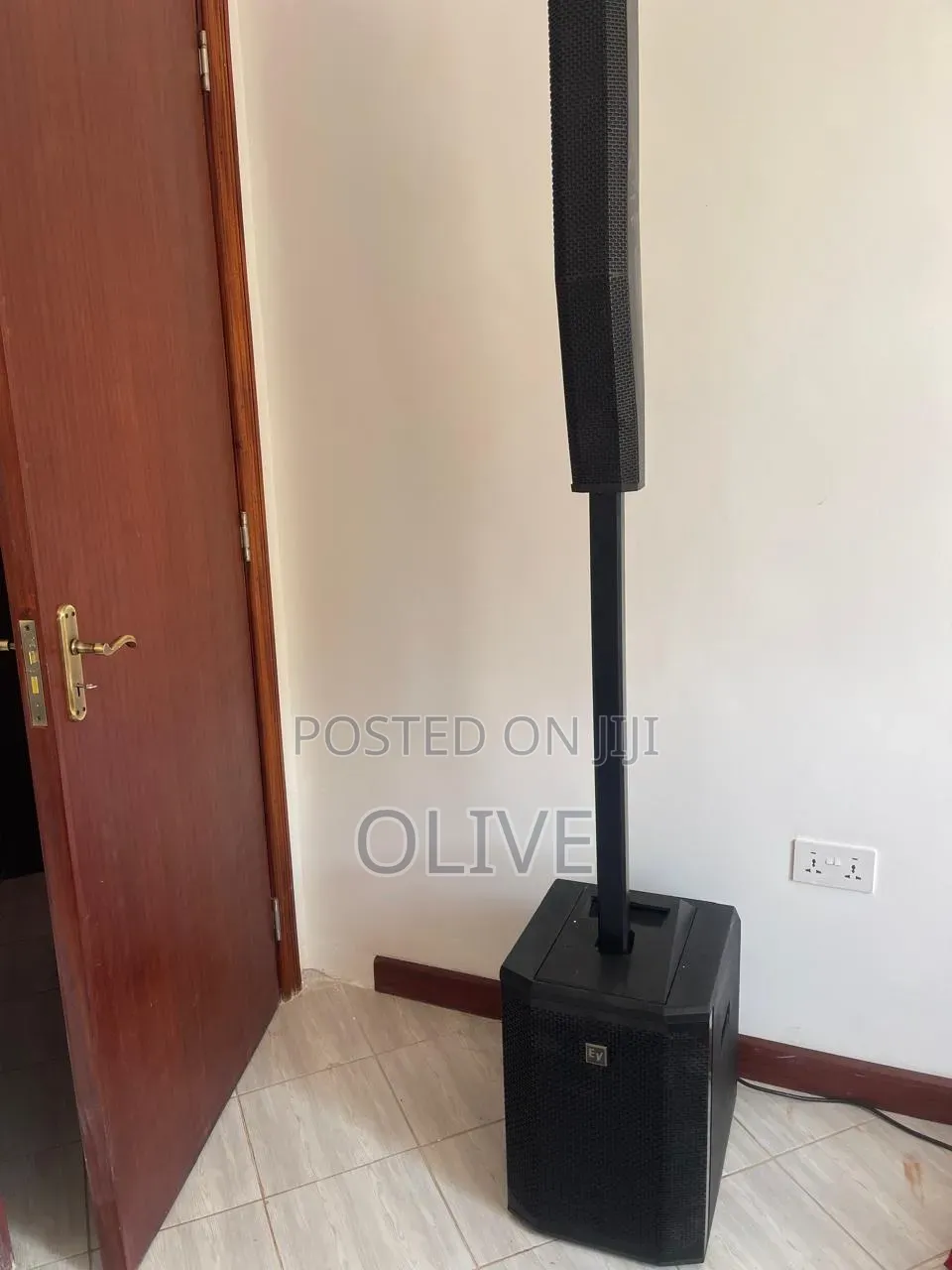 Electro-Voice Evolve 50 Portable Column Pa System