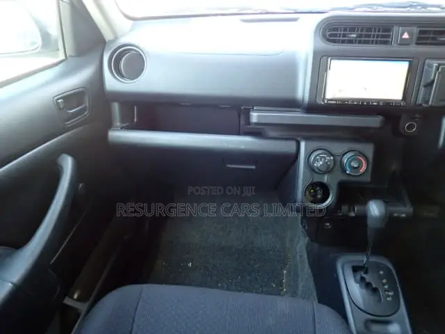 Toyota Probox 2019 Silver