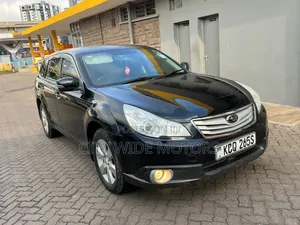 Subaru Outback 2.5i Limited 2011 Black