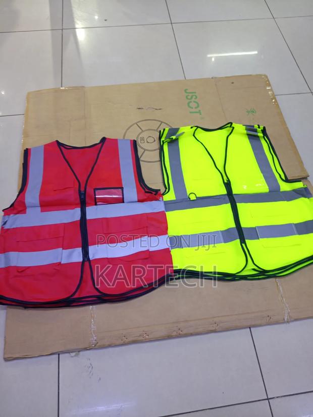 Road Safety Reflector Jackets With Zipper And Pockets