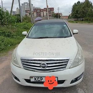 Nissan Teana 2010 White