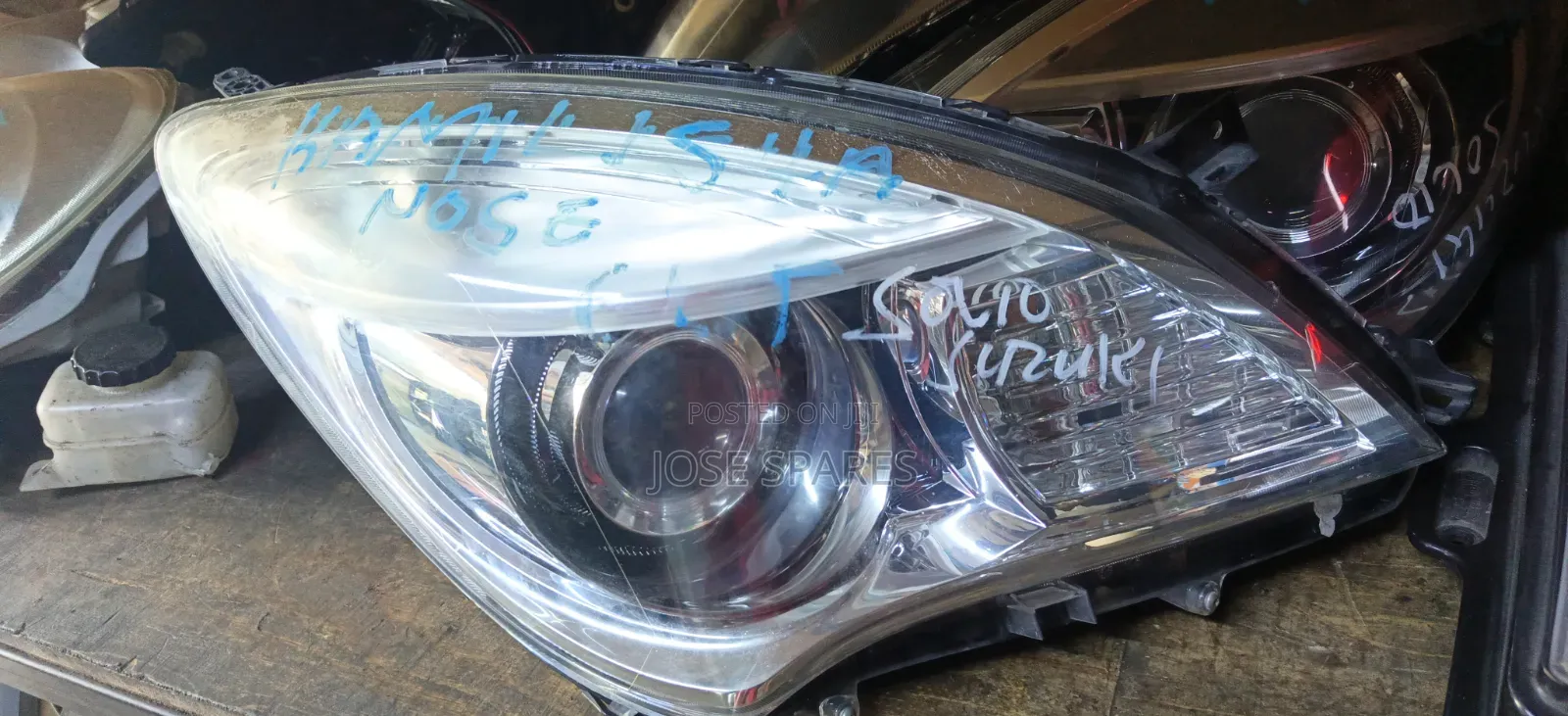 Title: Suzuki Solio Headlight
