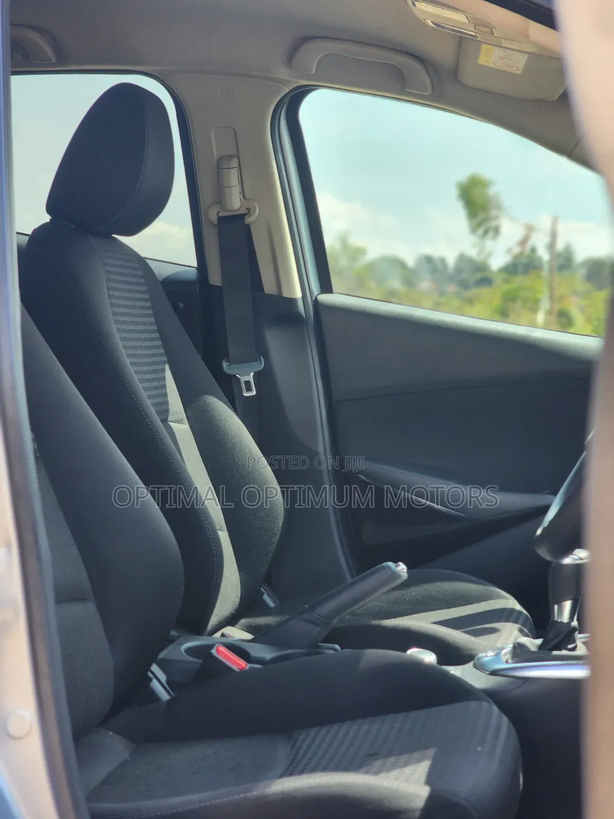 Mazda Demio 2018 Silver
